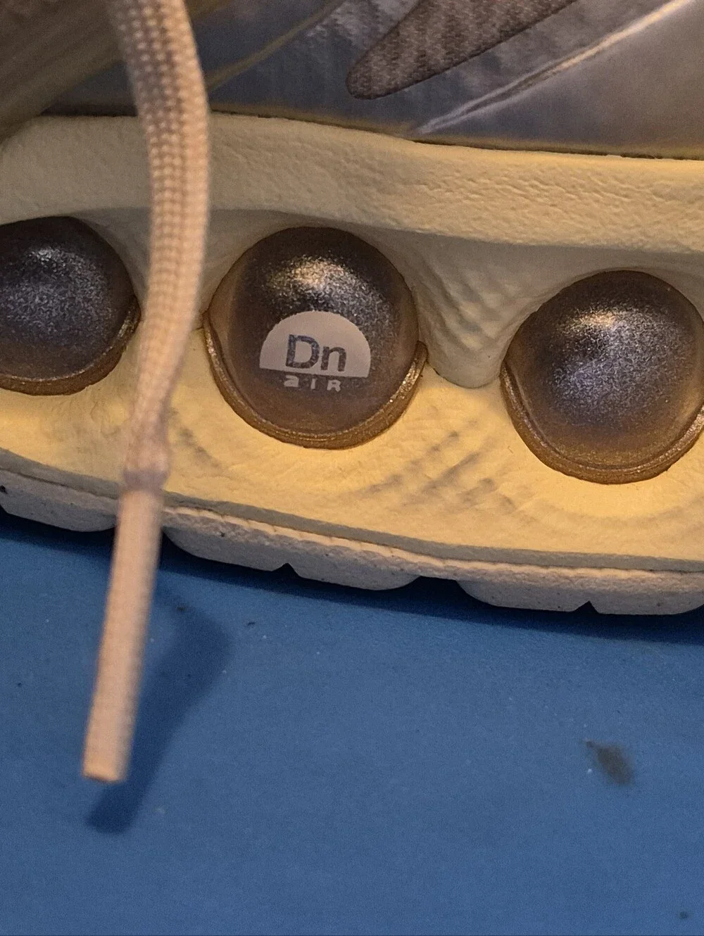 NEW Women's Nike Air Max DN LT Khaki/Fossil-Team Gold (HV4861 200) - SIZE 7